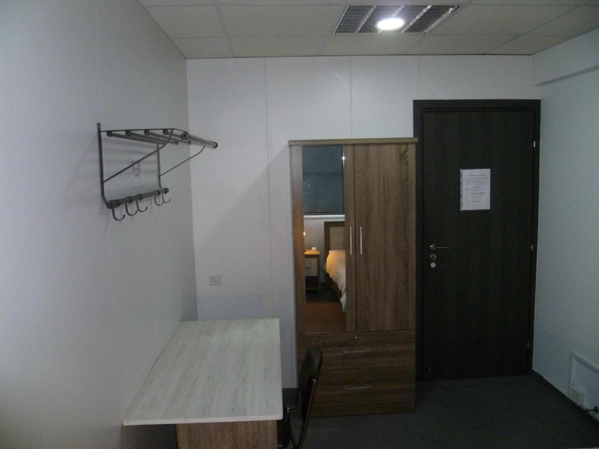 Datacom Guest House Nikosia Bagian luar foto