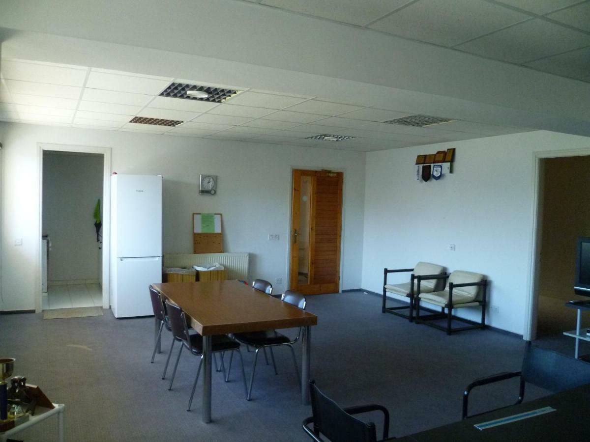 Datacom Guest House Nikosia Bagian luar foto